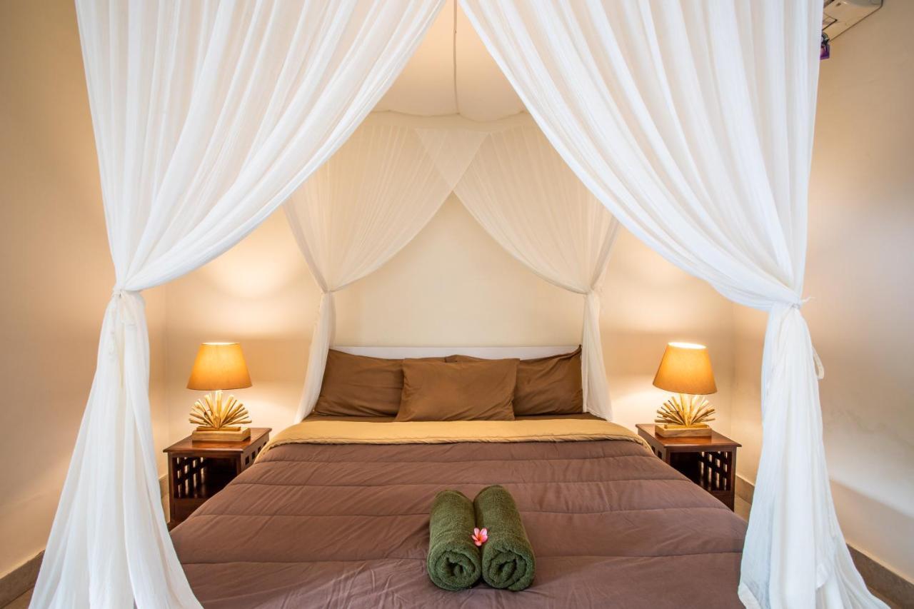 Villa Janitra Seminyak Buitenkant foto